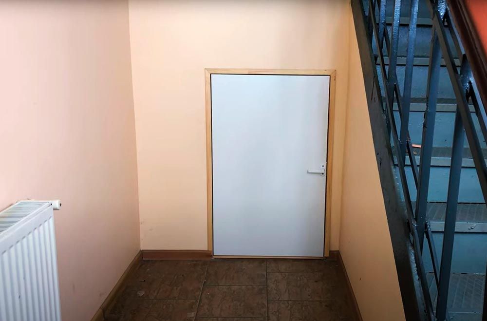 Карнизная дверь FAKRO DWK 70×110 см — фото, характеристики