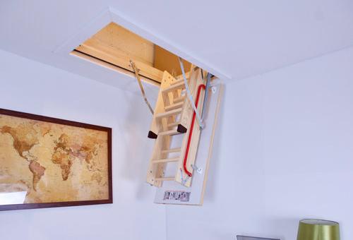 Чердачная лестница на мансардный этаж Fakro