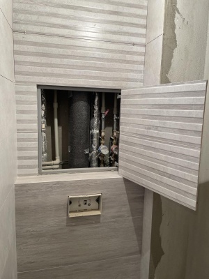 Люк под плитку Евростандарт 25-25 детальное фото